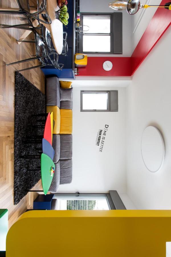 Colorful Bnb Apartment 하이파 외부 사진