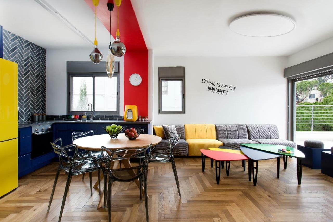 Colorful Bnb Apartment 하이파 외부 사진