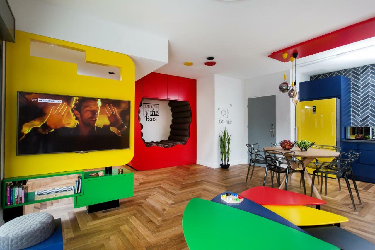 Colorful Bnb Apartment 하이파 외부 사진
